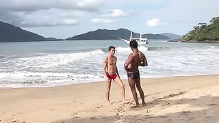 Amazing beach shag with a chocolate lover who wants a fat cock