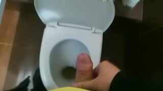 Дрочу на публике. 04.2018г.