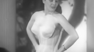 This beauty is in sexy lingerie and ready to play with her hot body but something frightened her