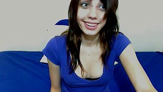 Teen rubbing her slit for me