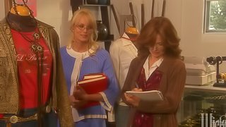 A Sexy Stripper Does Anal and Takes a Cumshot on Stage