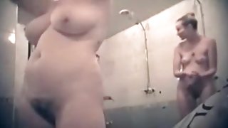 Hidden cam catches a few sizzling women in the shower