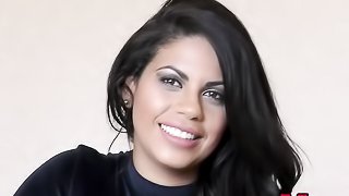 Venezuelan young shaved amateur