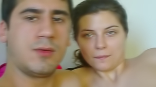 Youngster and his cutie are about to fuck on the amateur camera