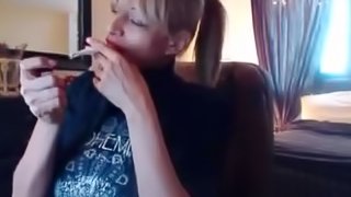 Sandi Smoking 3 Brown Cork Cigarettes