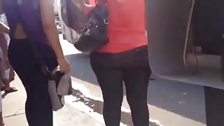 Mama e hija culona