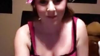 Horny redhead slides a vibrator up her pussy.